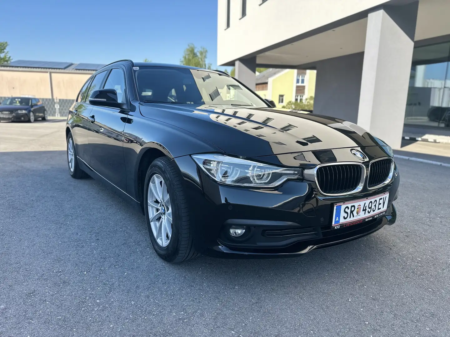 BMW 118 118d Aut. - 1