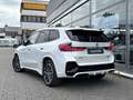 BMW X1 xDrive30 Sportpaket*AHK*ACC°el.M-Sportsitze Schwarz - thumbnail 4