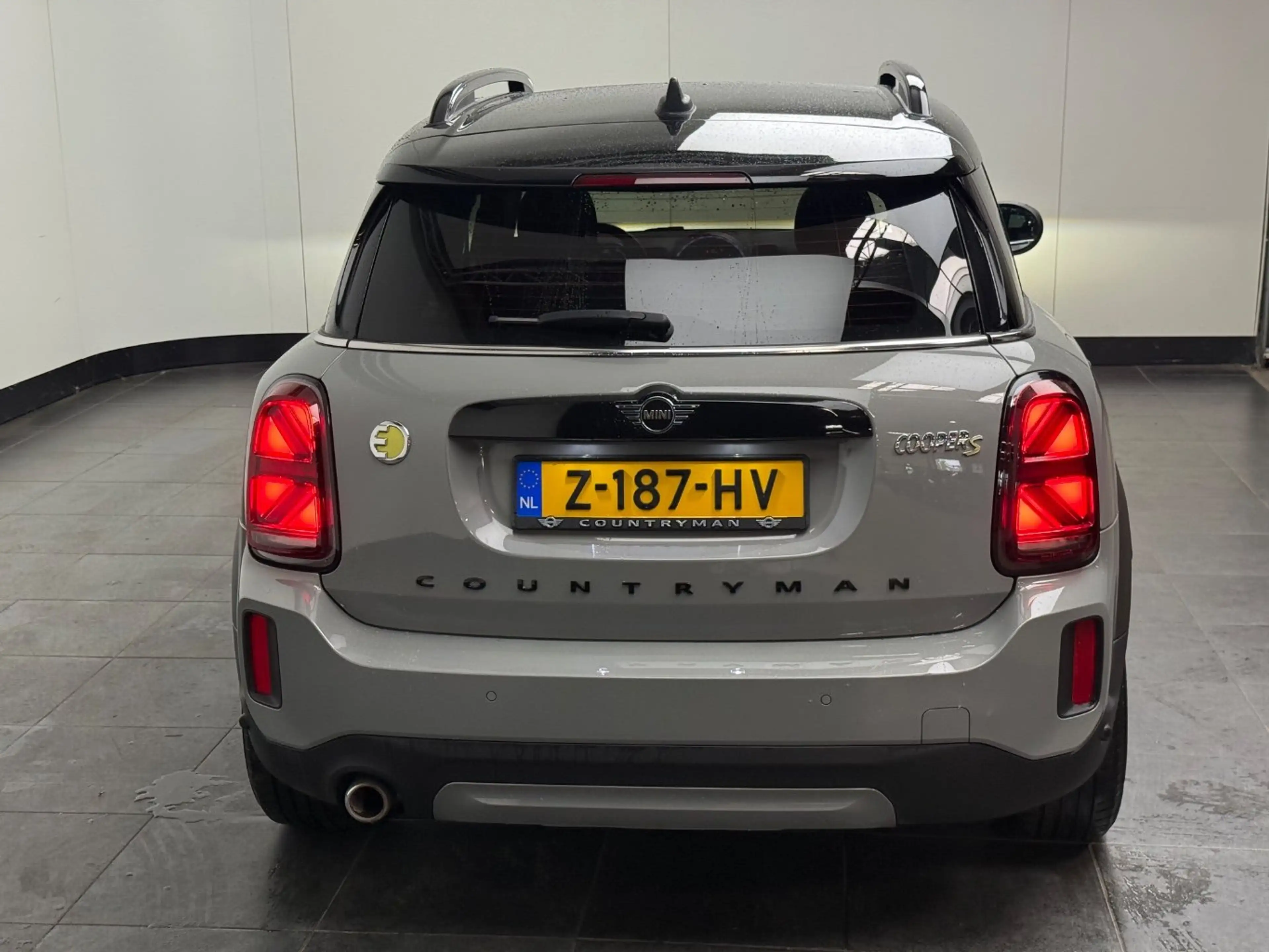 MINI Cooper SE Countryman 1.5 ALL4 — photo 9