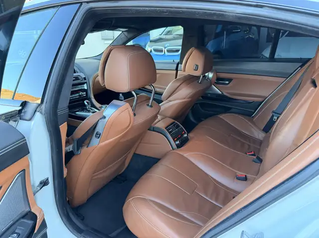 BMW M6 COMPETITION LCI B&O *AKRAPOVIC* INDIVIDUAL *ZIMT* Ansicht 12