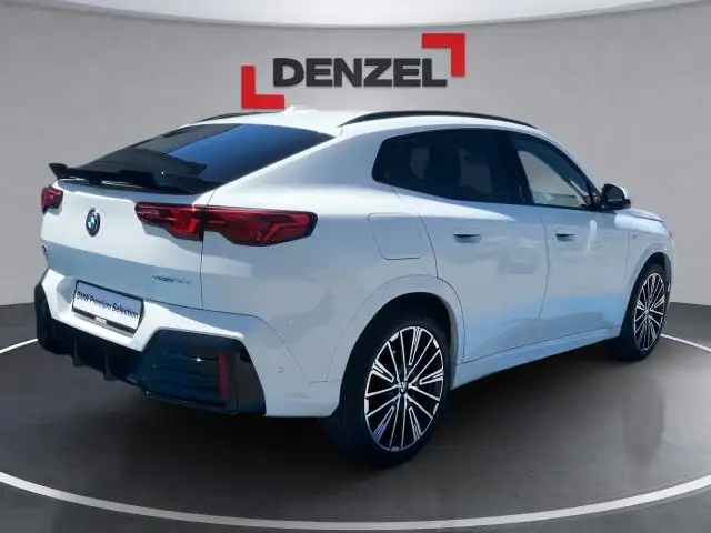BMW X2 sDrive18d U10 B47 Ansicht 13