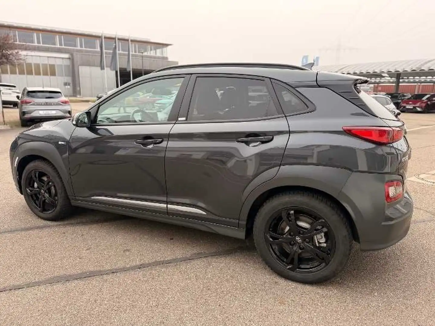 Hyundai KONA Elektro 64kWh PREMIUM / WR Сірий - 2