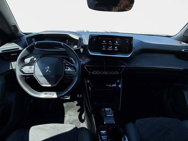 Peugeot 2008 1.2 PureTech 130 GT Pack Navi SHZ GJR — photo 10
