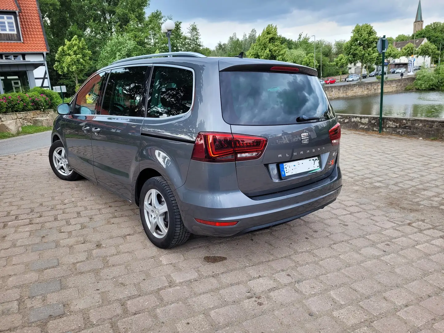 SEAT Alhambra Alhambra Diesel 2.0 TDI Ecomotive FR-Line Szürke - 1