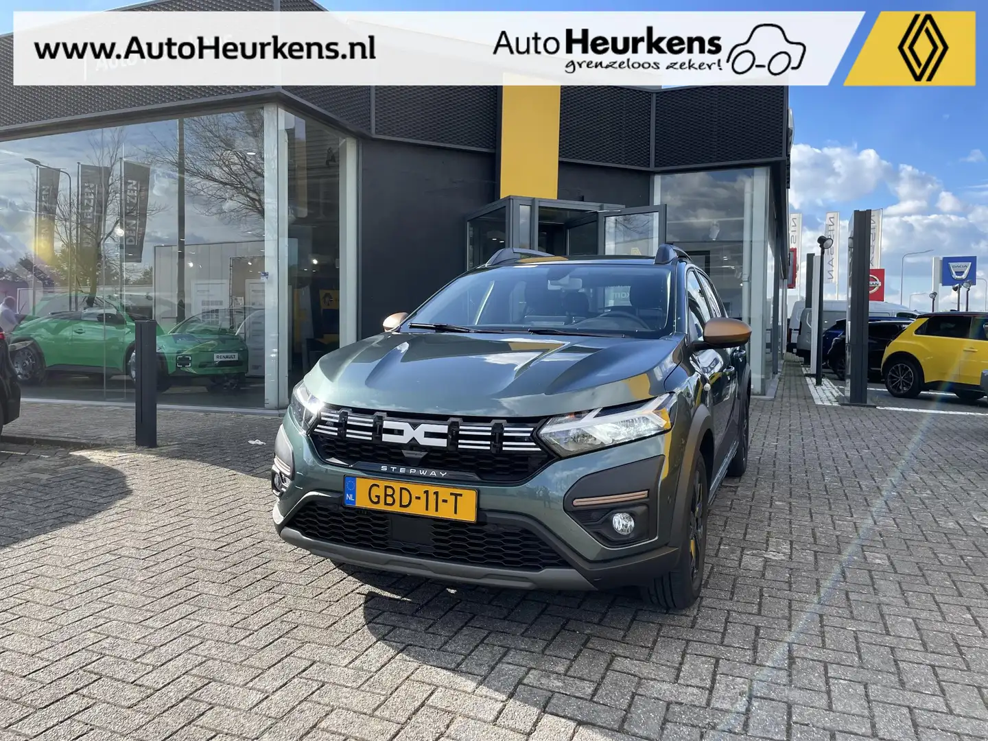 Dacia Sandero Stepway TCe 110 Extreme | DEMO | BTW-auto | NL-Aut Groen - 1