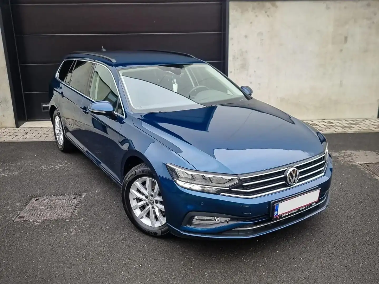 Volkswagen Passat Variant Passat Variant 2.0 TDI SCR DSG Business Bleu - 1