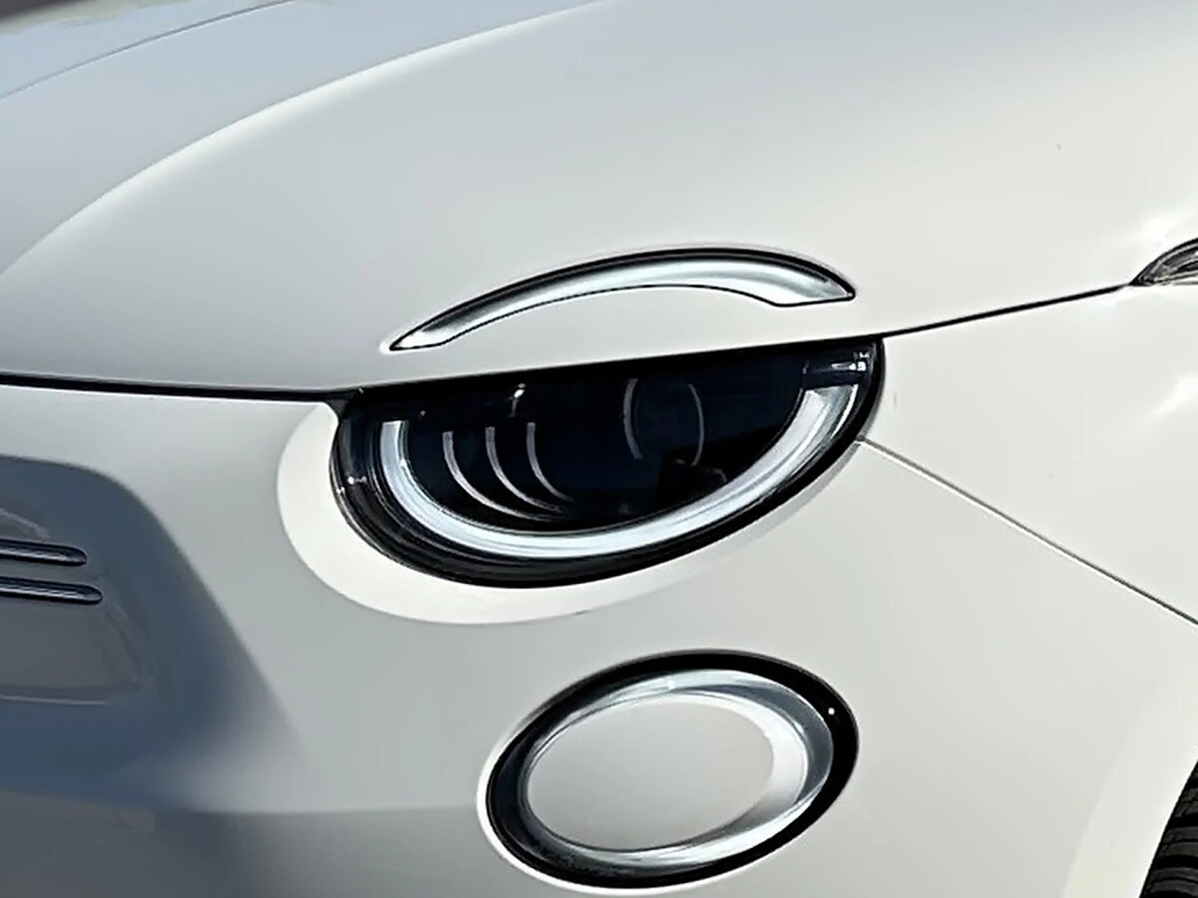 Fiat 500e 500 Elektro Icon 42 kWh / monatlich ab € 149,99 — photo 9
