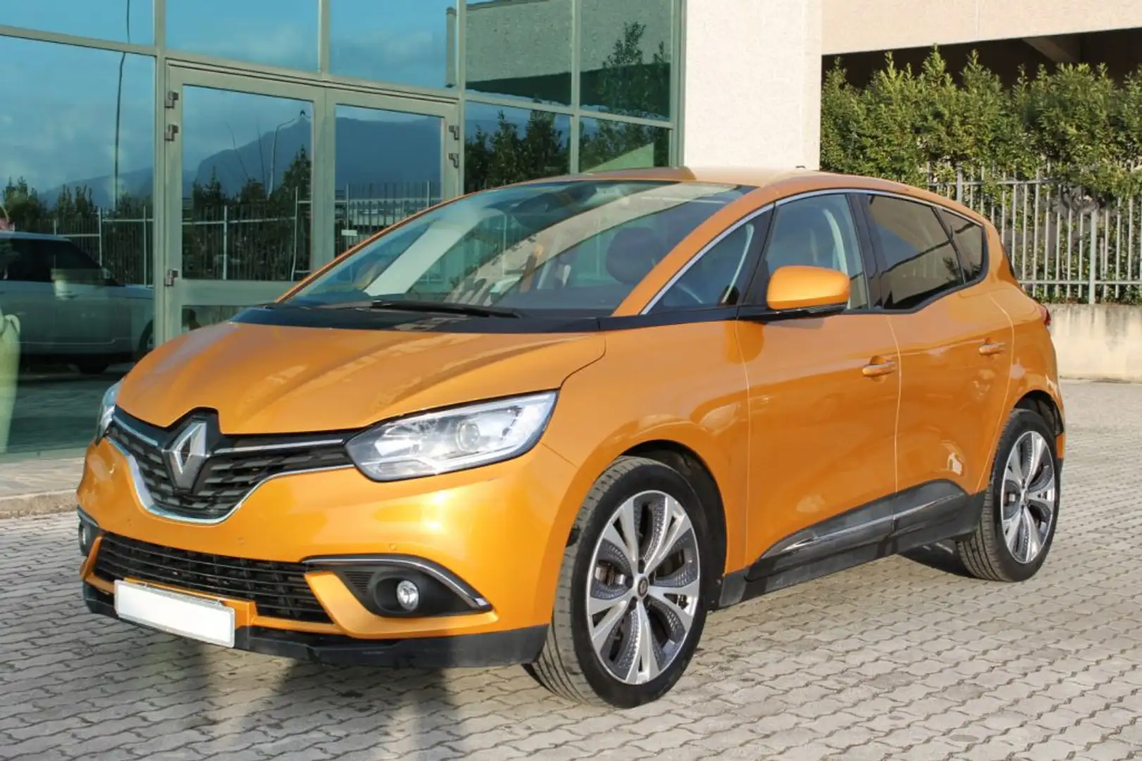 Renault Scenic 1.7 Blue dCi 120CV EDC Intens Arancione - 2