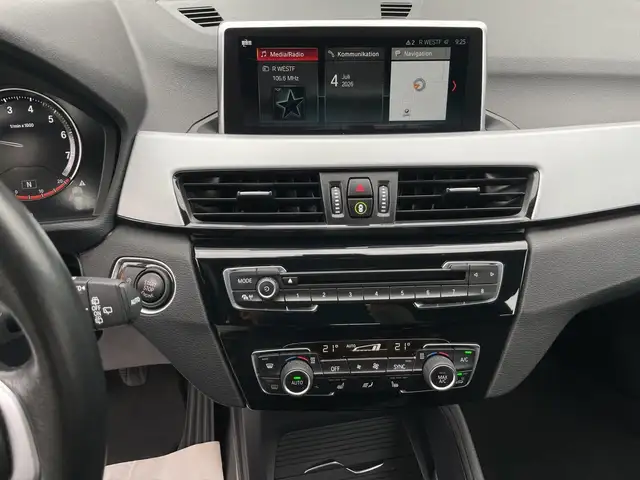 BMW X1 view 11