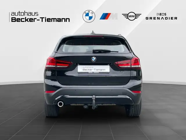 BMW X1 view 5