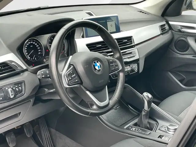 BMW X1 view 9