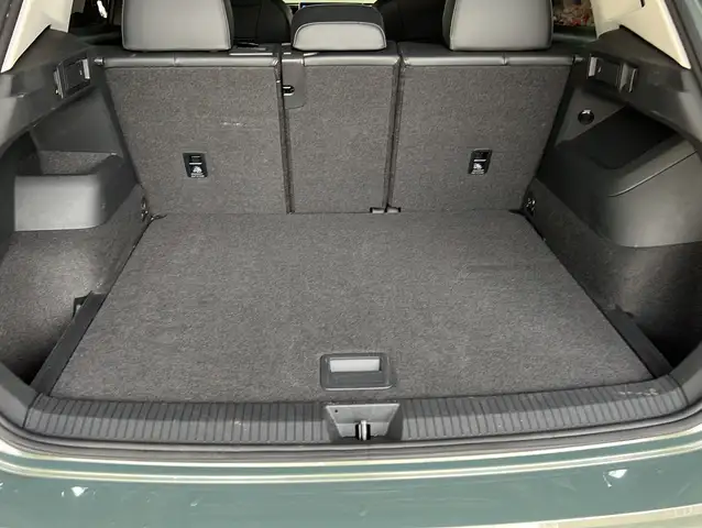 Volkswagen Tiguan view 19