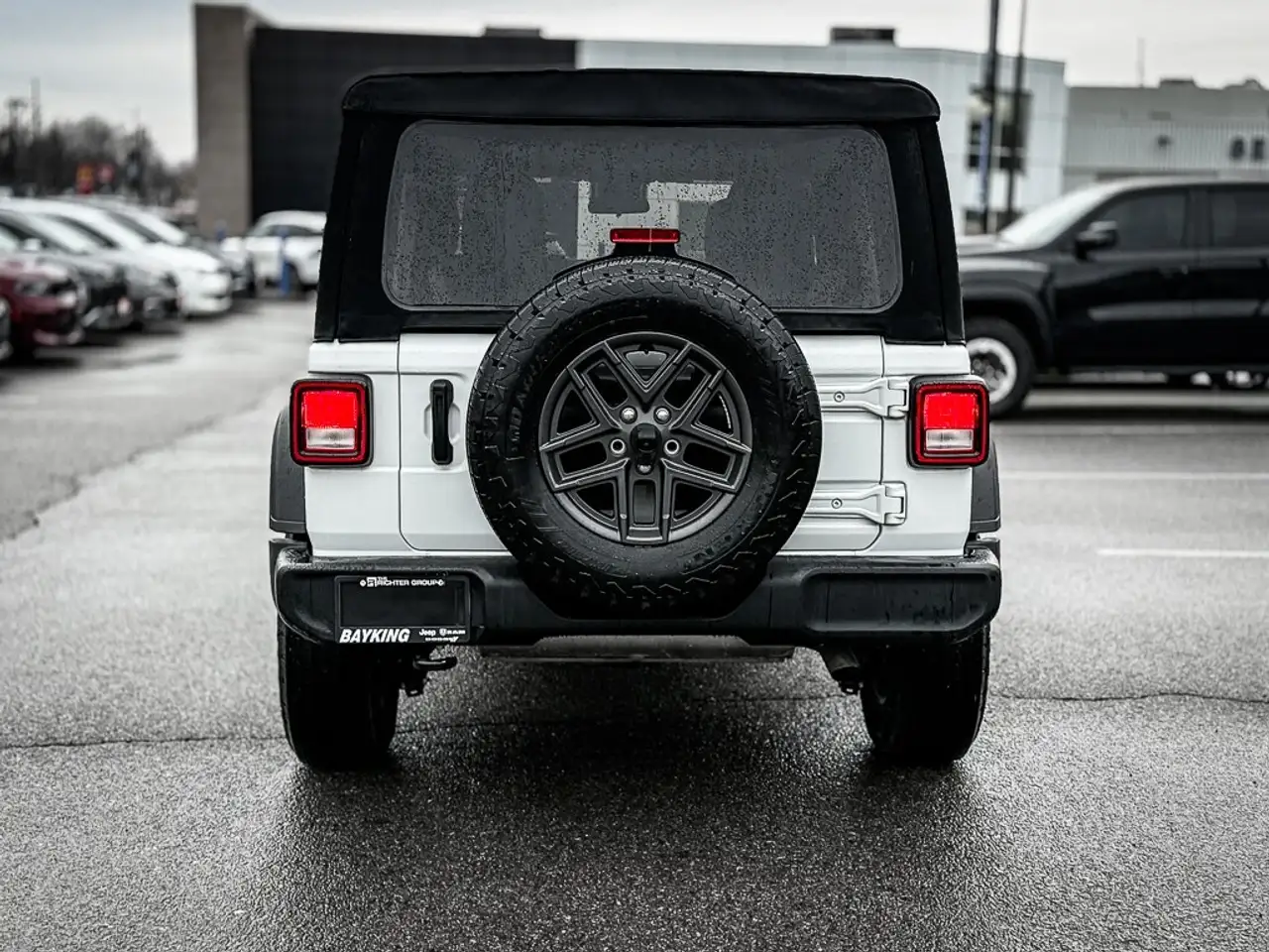 Jeep Wrangler снимка Jeep Wrangler