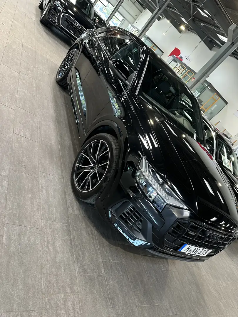 Audi Q8 55 TFSI quattro tiptronic - 1