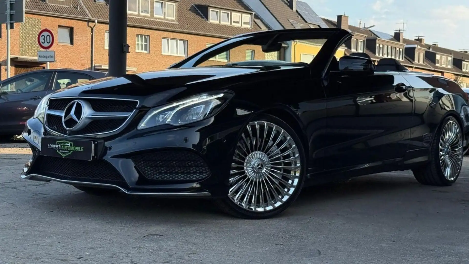 Mercedes-Benz E 500 E -Klasse-500 Cabrio*Amg*20Zoll*360*Memory*Voll* Negro - 1