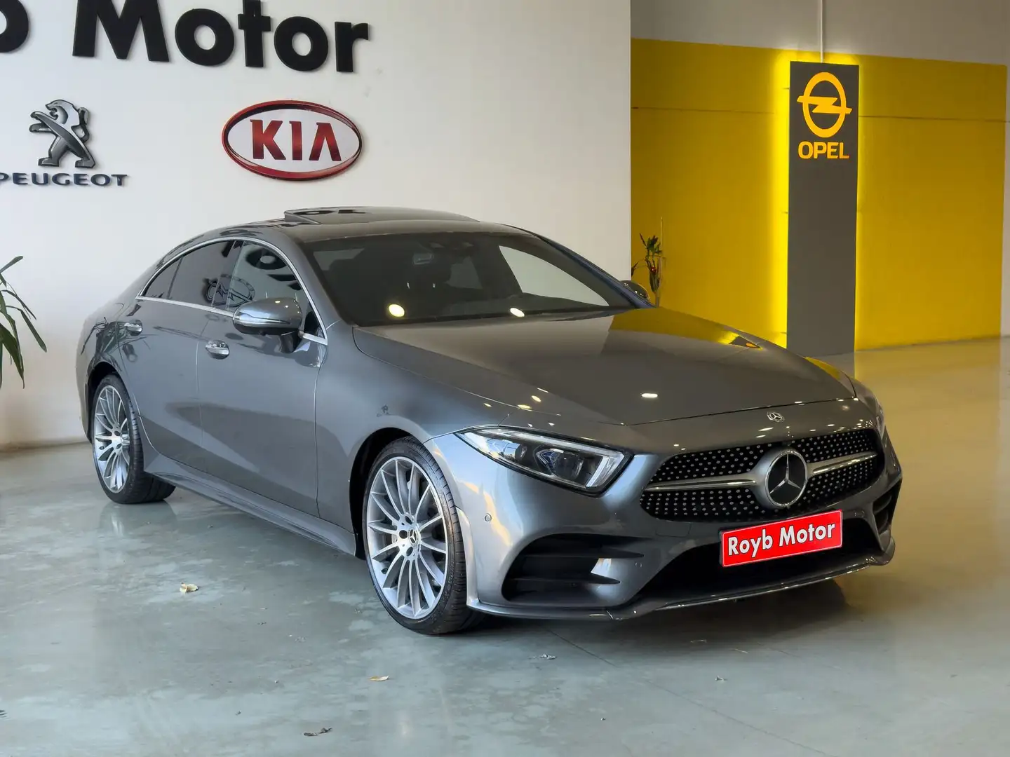 Mercedes-Benz CLS 350 350CDI BE 4M Aut. Gris - 1