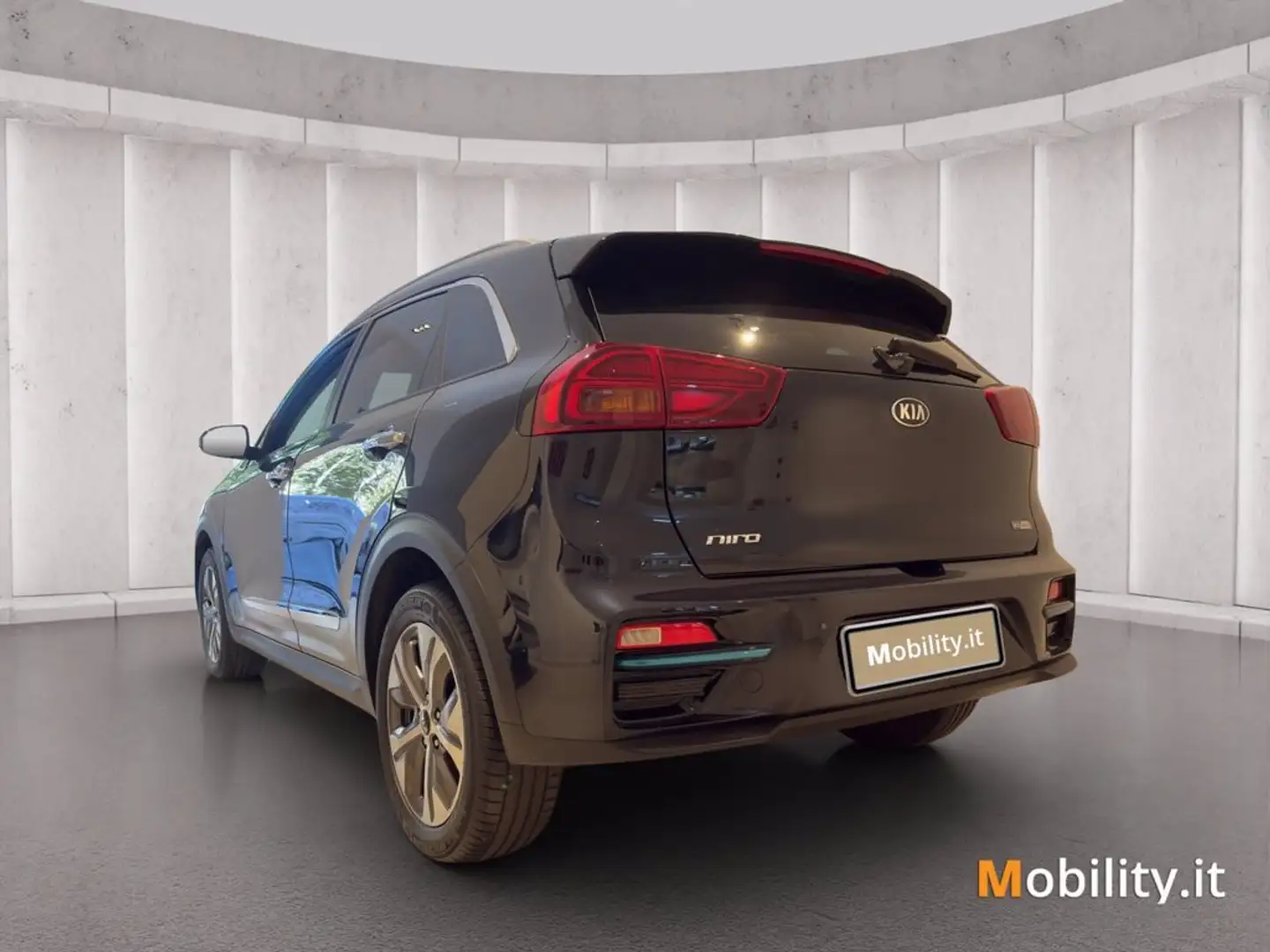 Kia Niro e- 64 kWh Evolution OBC 11kW Blauw - 2