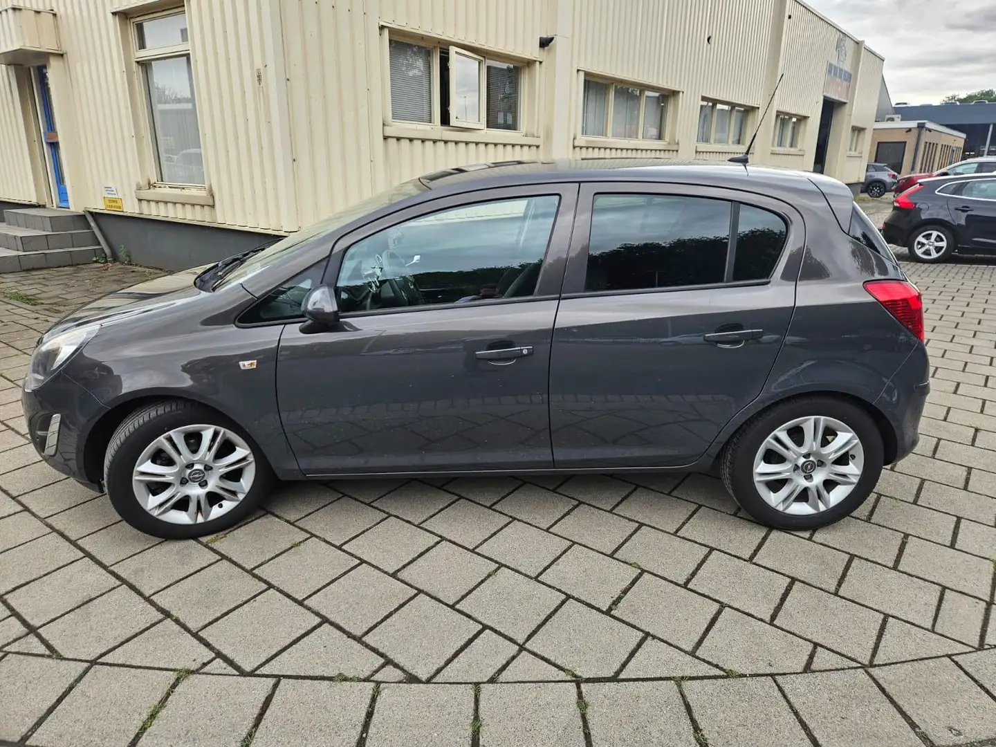 Opel Corsa 1.2-16V BlitZ Gris - 2