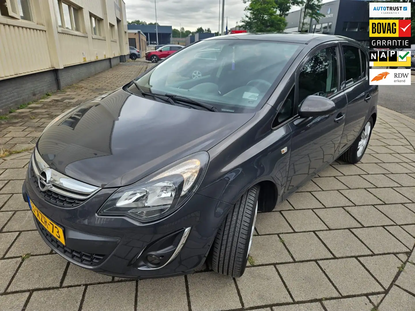 Opel Corsa 1.2-16V BlitZ Gris - 1
