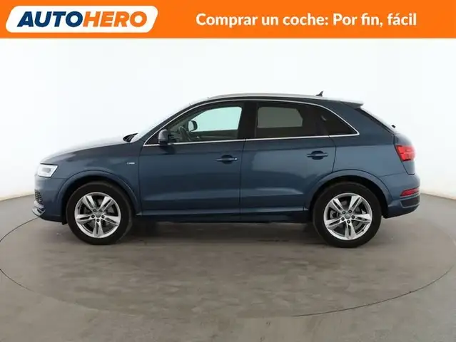Audi Q3 view 3