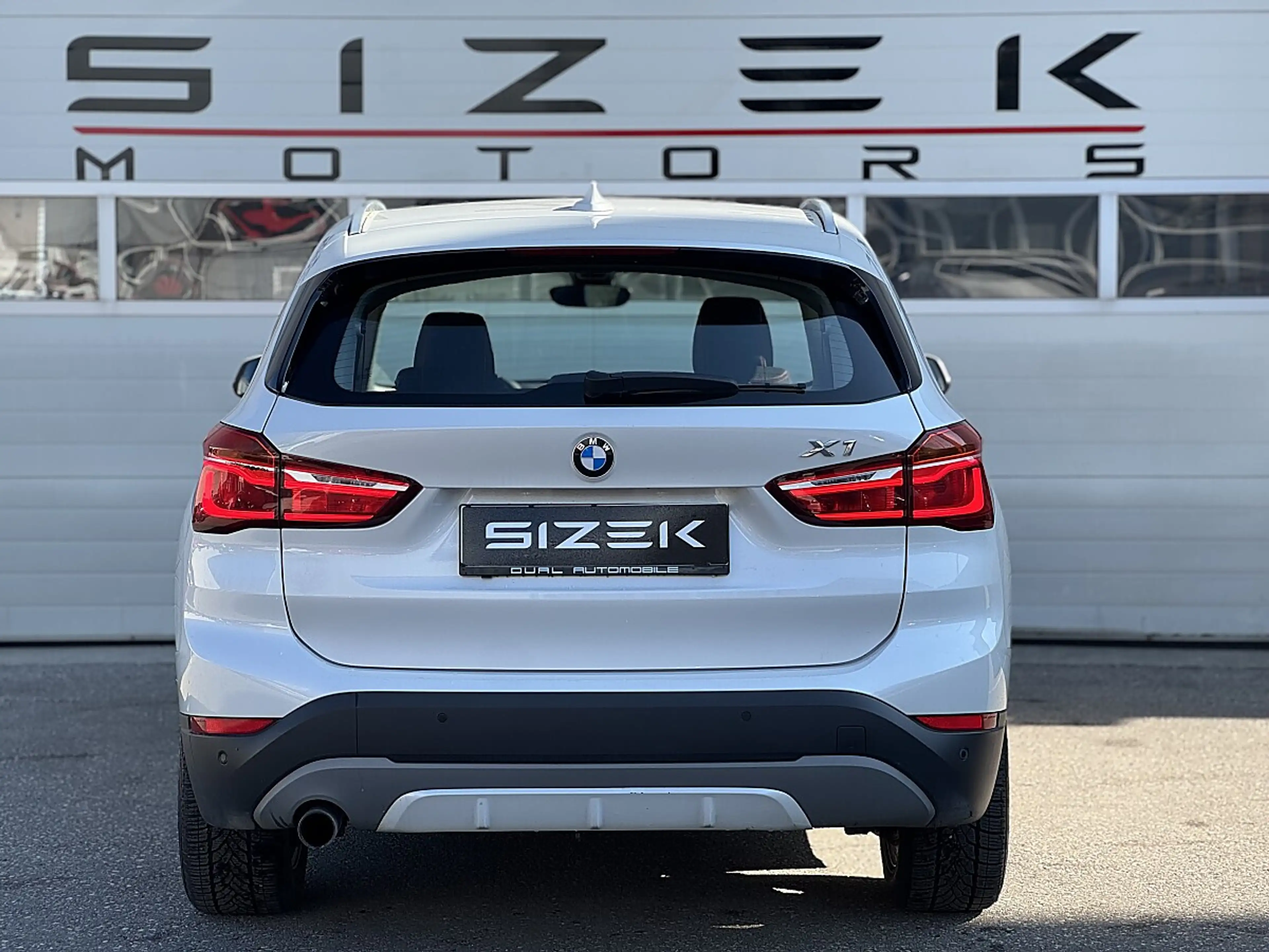 BMW X1 xDrive18d Sport Line Aut. — photo 6