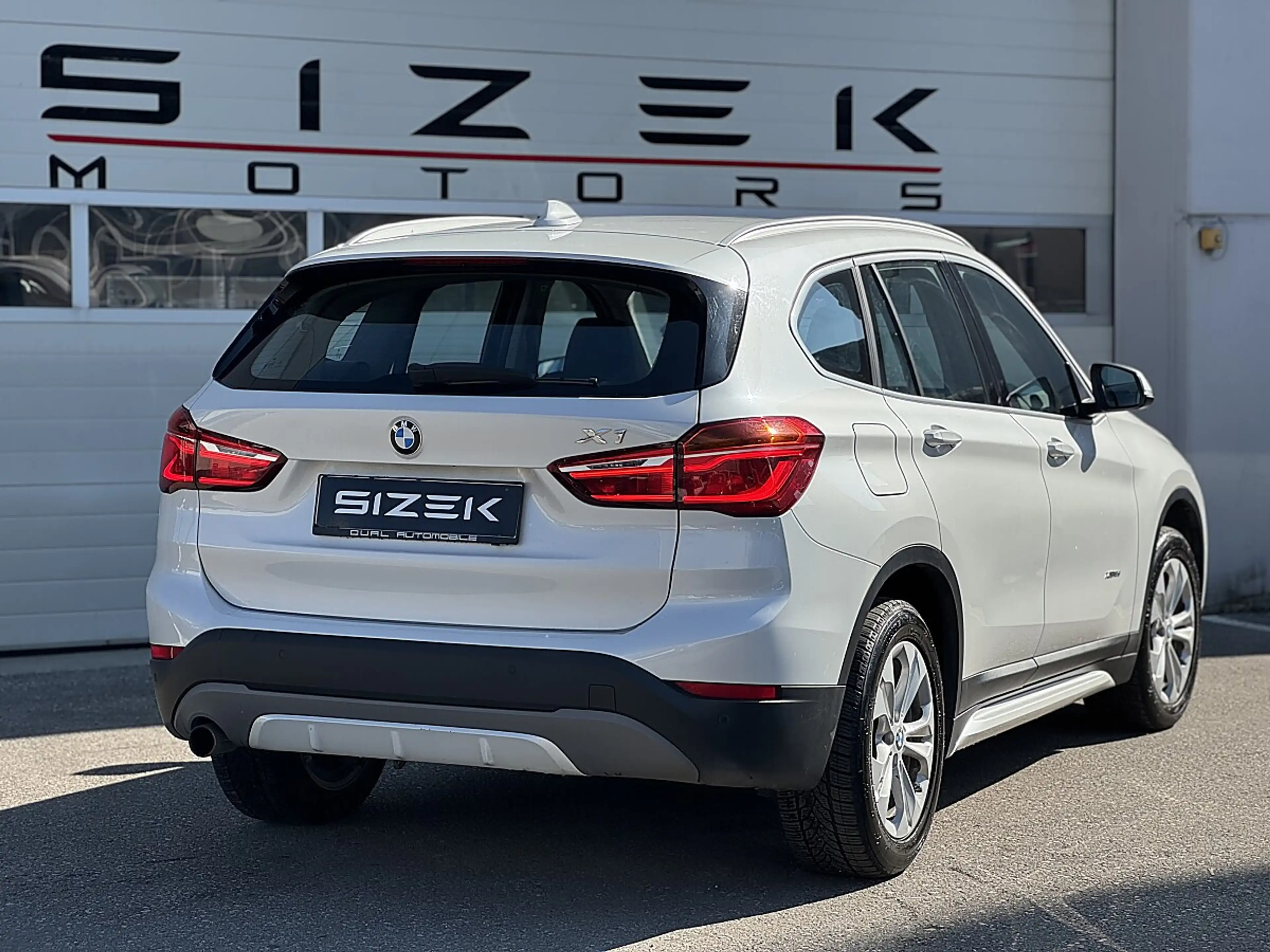 BMW X1 xDrive18d Sport Line Aut. — photo 4