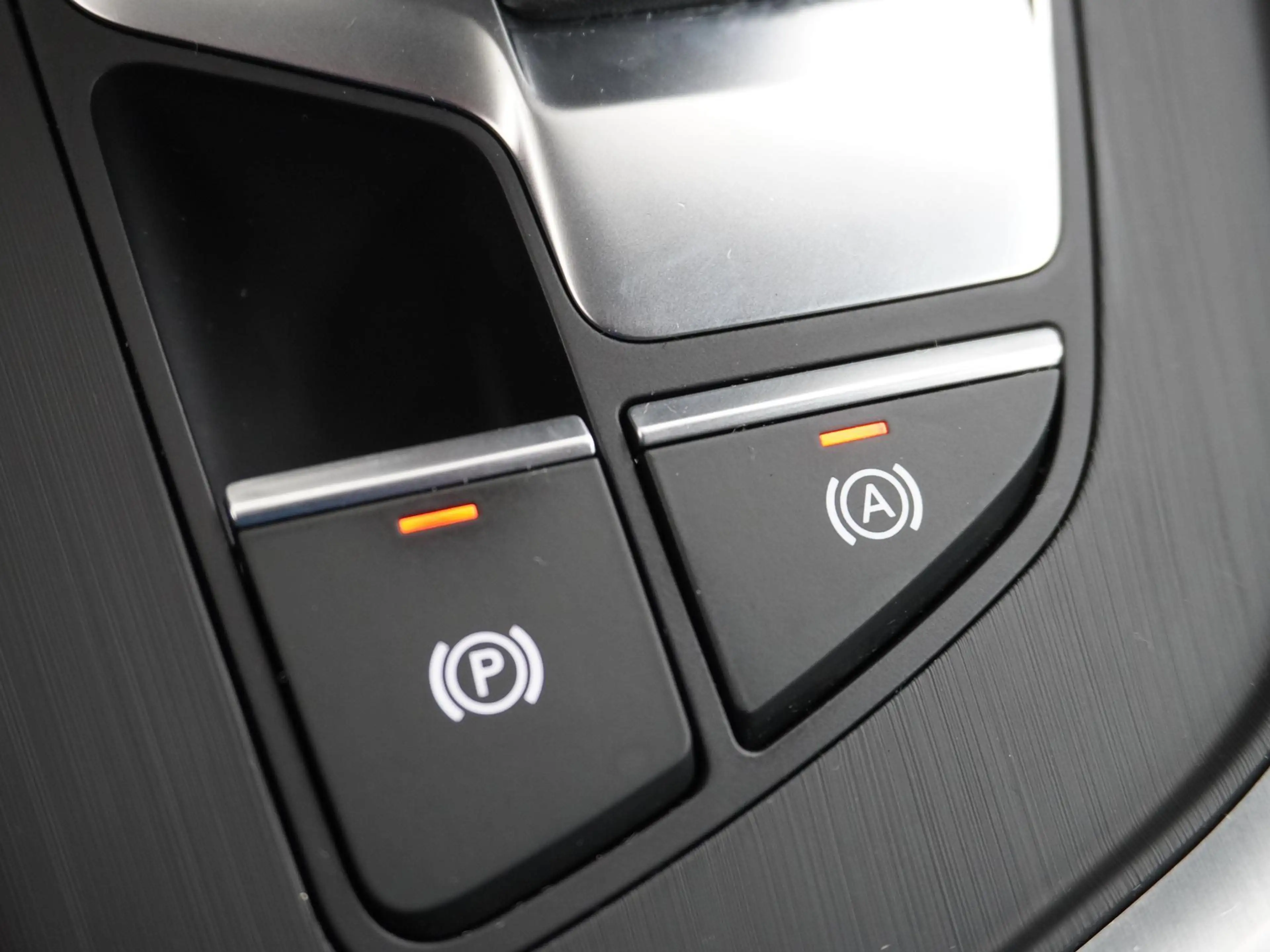 Audi A4 Avant 2.0 TFSI ultra Sport Pro Line S Trekhaak/18i — photo 42