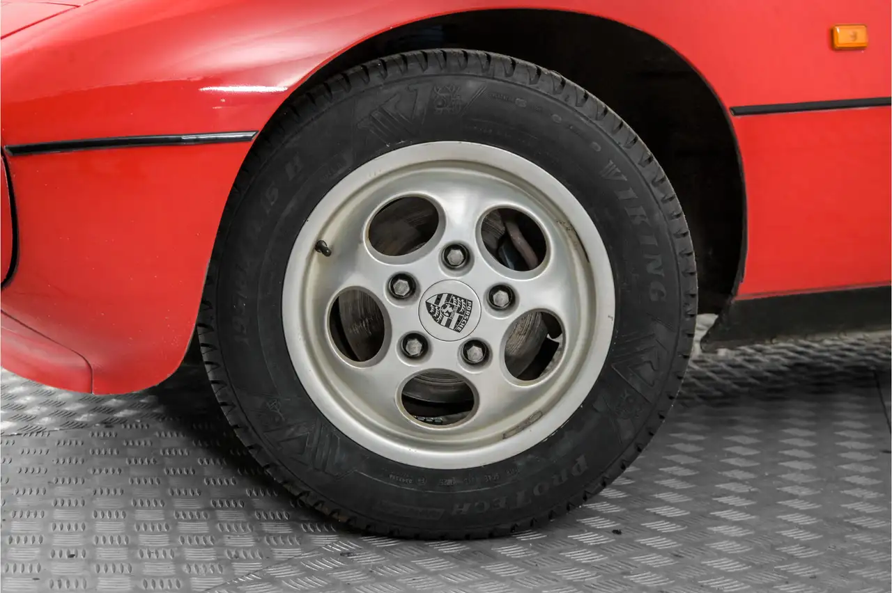 Porsche 924S 2.5, foto 4