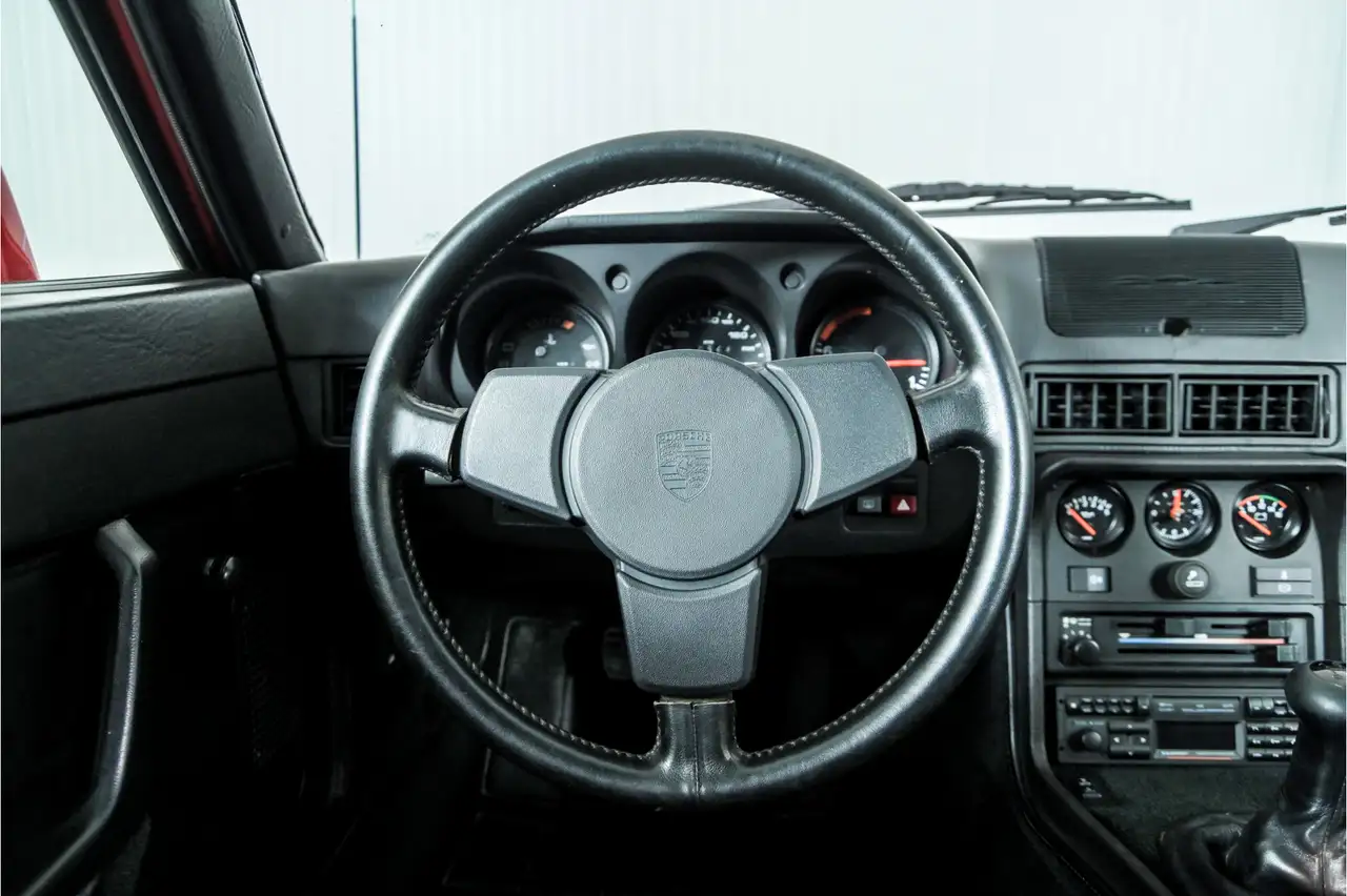 Porsche 924S 2.5, foto 8