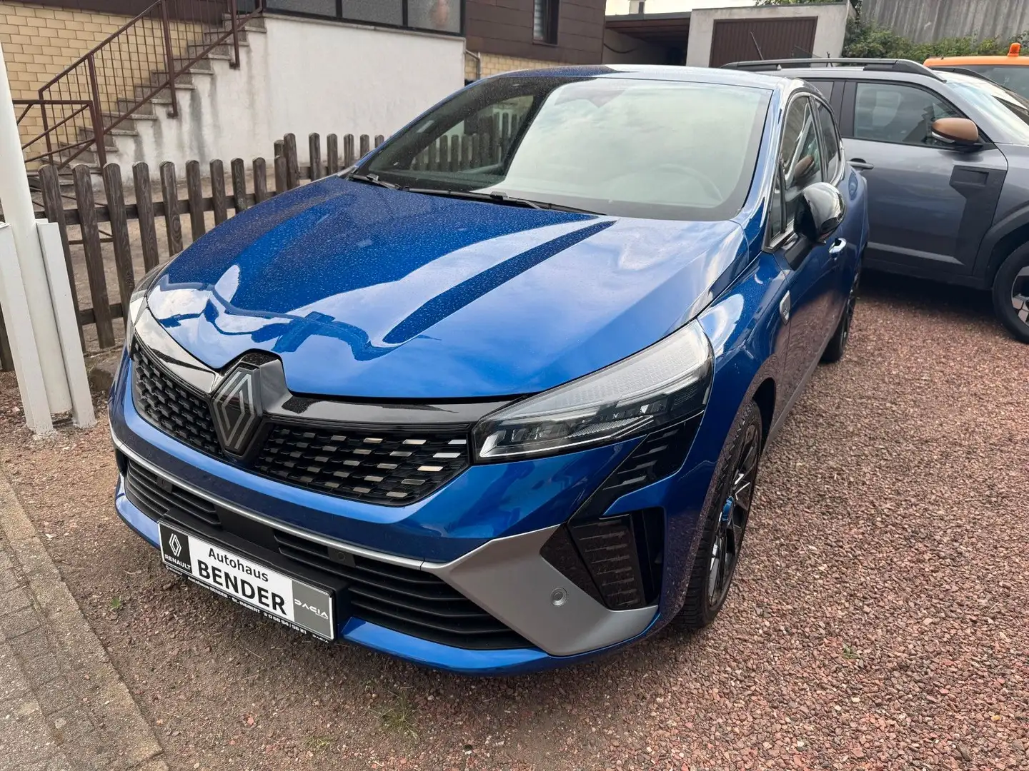 RENAULT Clio