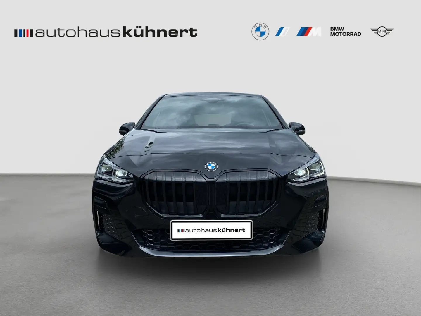 BMW 218 d Active Tourer ///M-Sport SpurAss AHK Navi ParkAs Zwart - 2