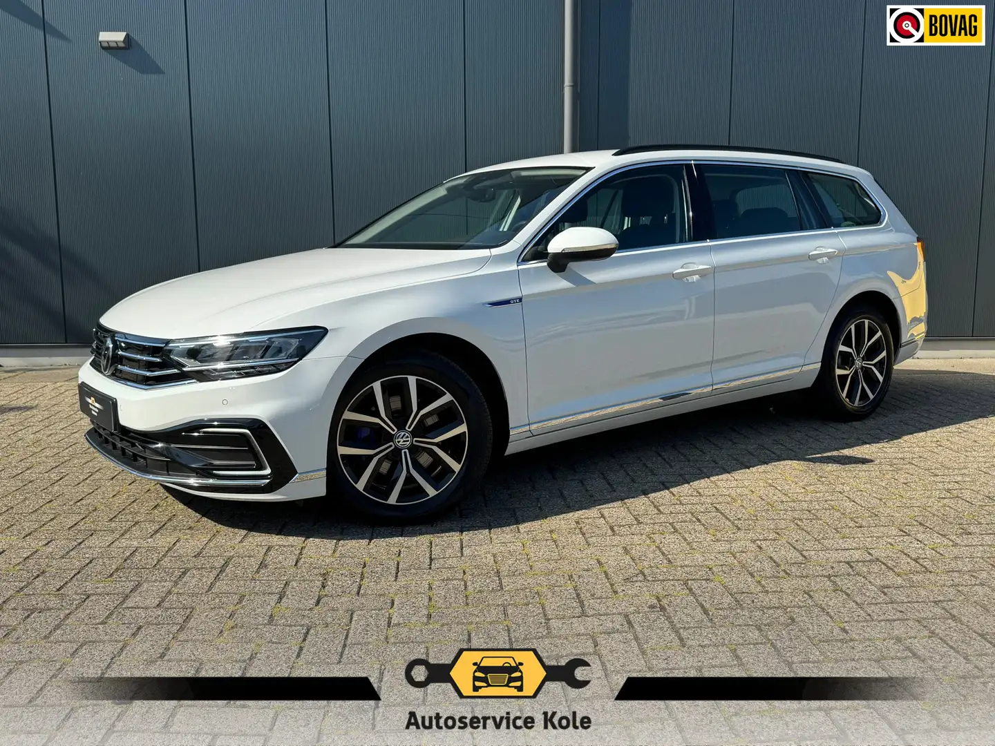 Volkswagen Passat Variant * GTE * Camera * Cruise * Rijstrooksensor * Apple Wit - 1