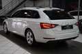 Skoda Superb Ambition*AUT*ACC*LED*KAMERA*KEYLES GO* Weiß - thumbnail 6