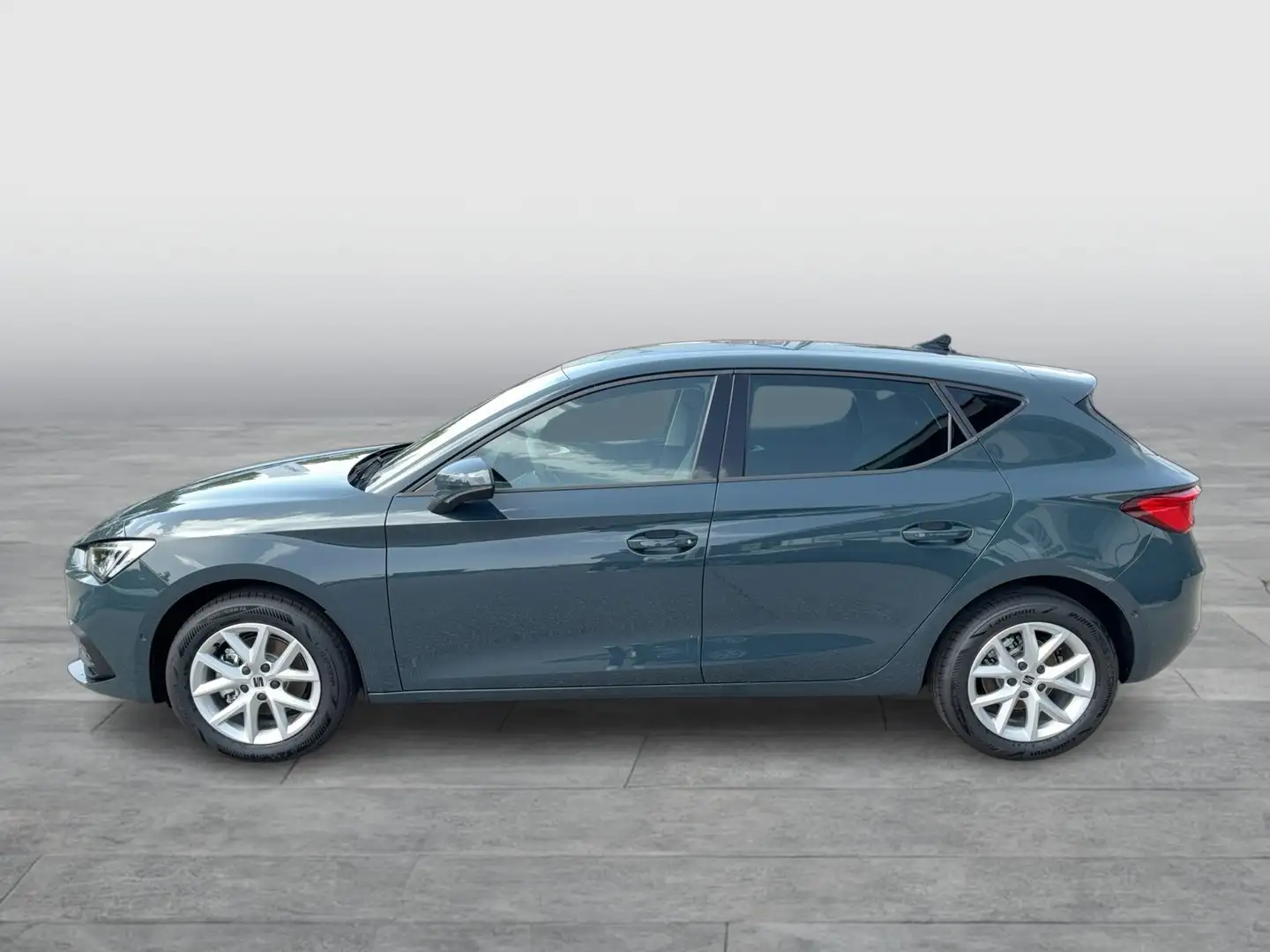 SEAT Leon Style Edition 1.5 TSI 115 PS Blau - 2