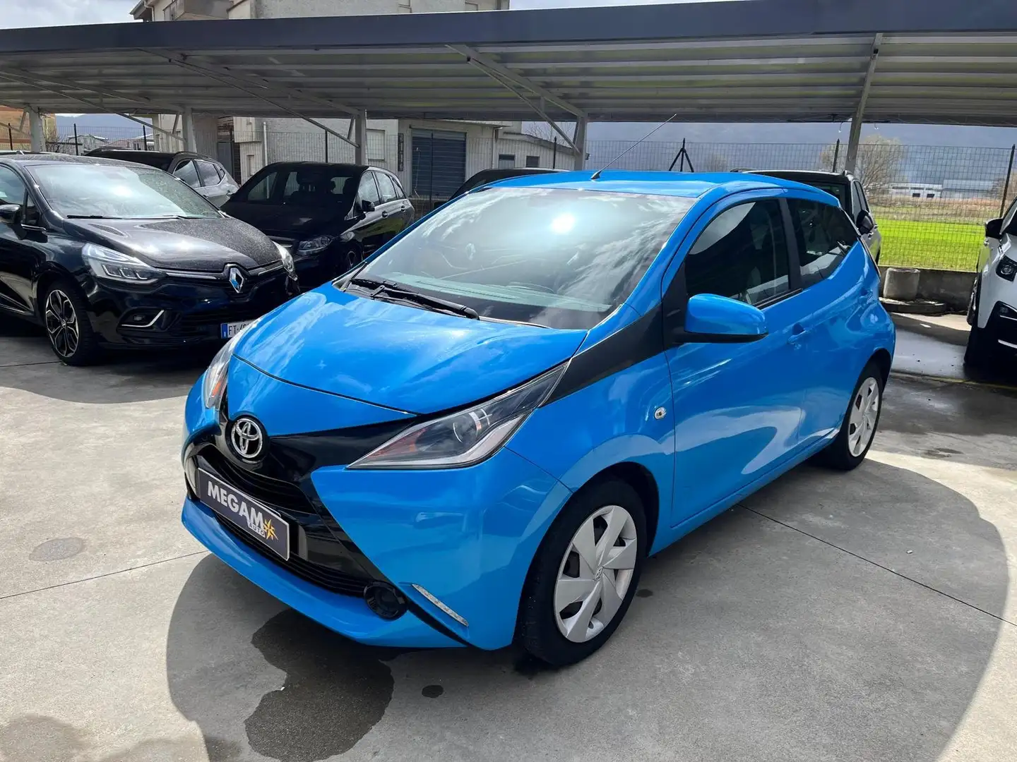Toyota Aygo Aygo 5p 1.0 x-cite my15 Blu/Azzurro - 2