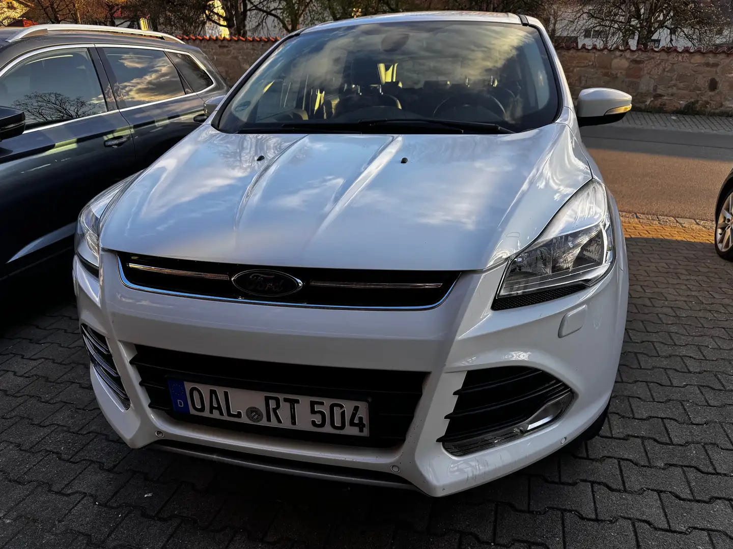 Ford Kuga Kuga 1.5 EcoBoost 2x4Titanium Alb - 2