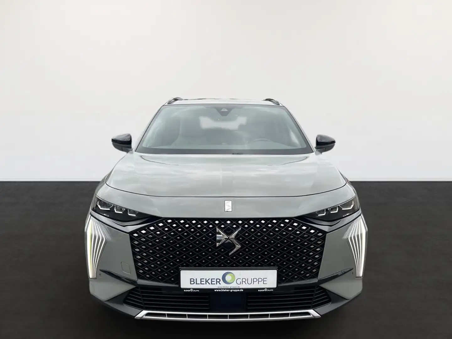 DS Automobiles DS 7 Crossback DS7 Crossback BlueHDi 130 Opera Grau - 2