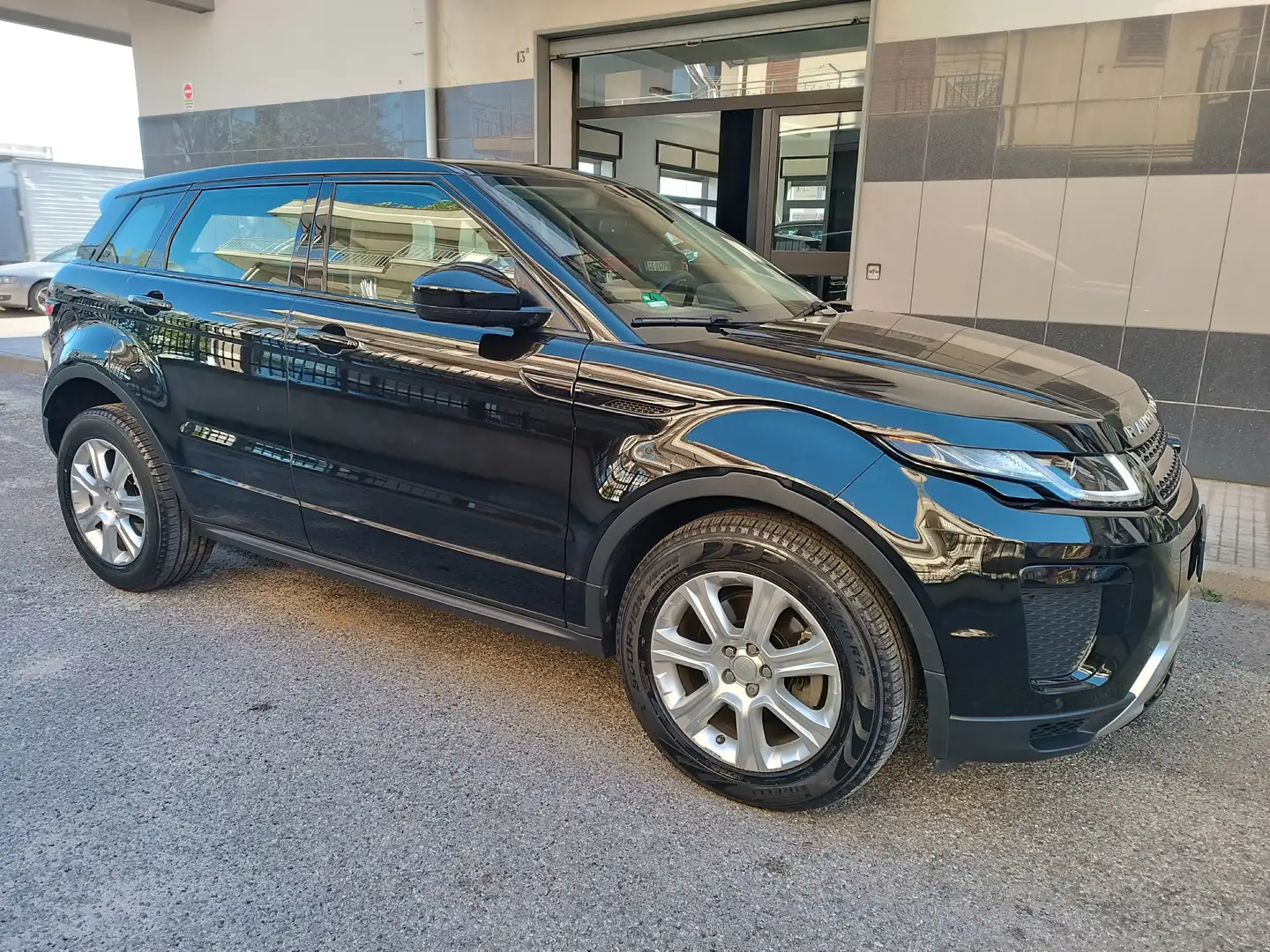 Land Rover Range Rover Evoque 2.0 td4 HSE Dynamic 180cv auto Noir - 2
