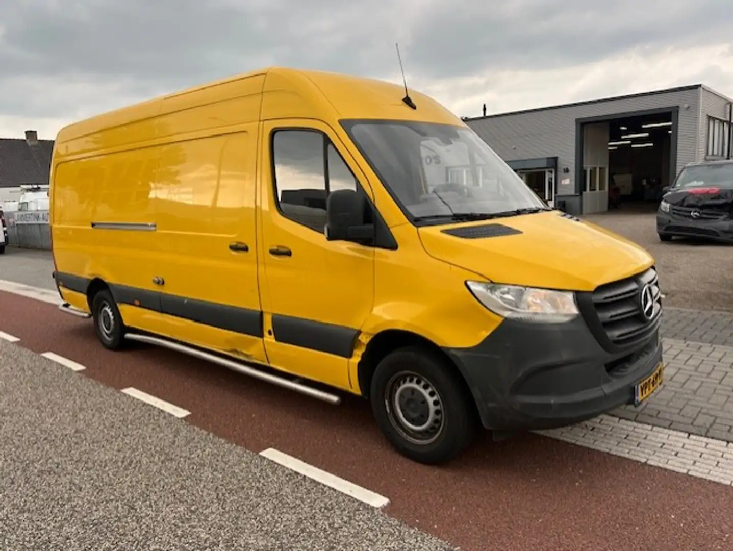 Mercedes-Benz Sprinter 311 CDI L3H2 MAXI AIRCO KLIMA EURO6 Geel - 1