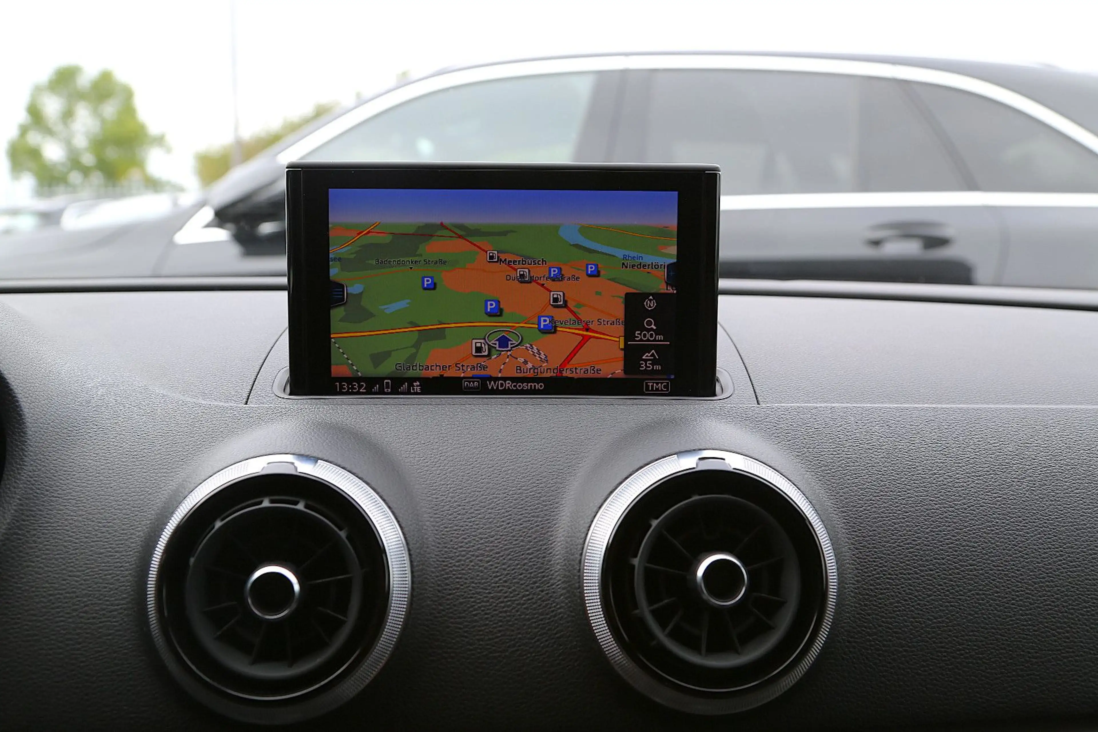 Audi S3 Lim. 2.0 TFSI quattro Virtual LED DSP Massage — photo 8