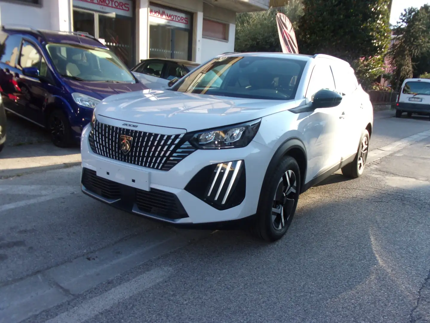 Peugeot 2008 2008 1.2 puretech allure 130 cv EAT8 Blanco - 1
