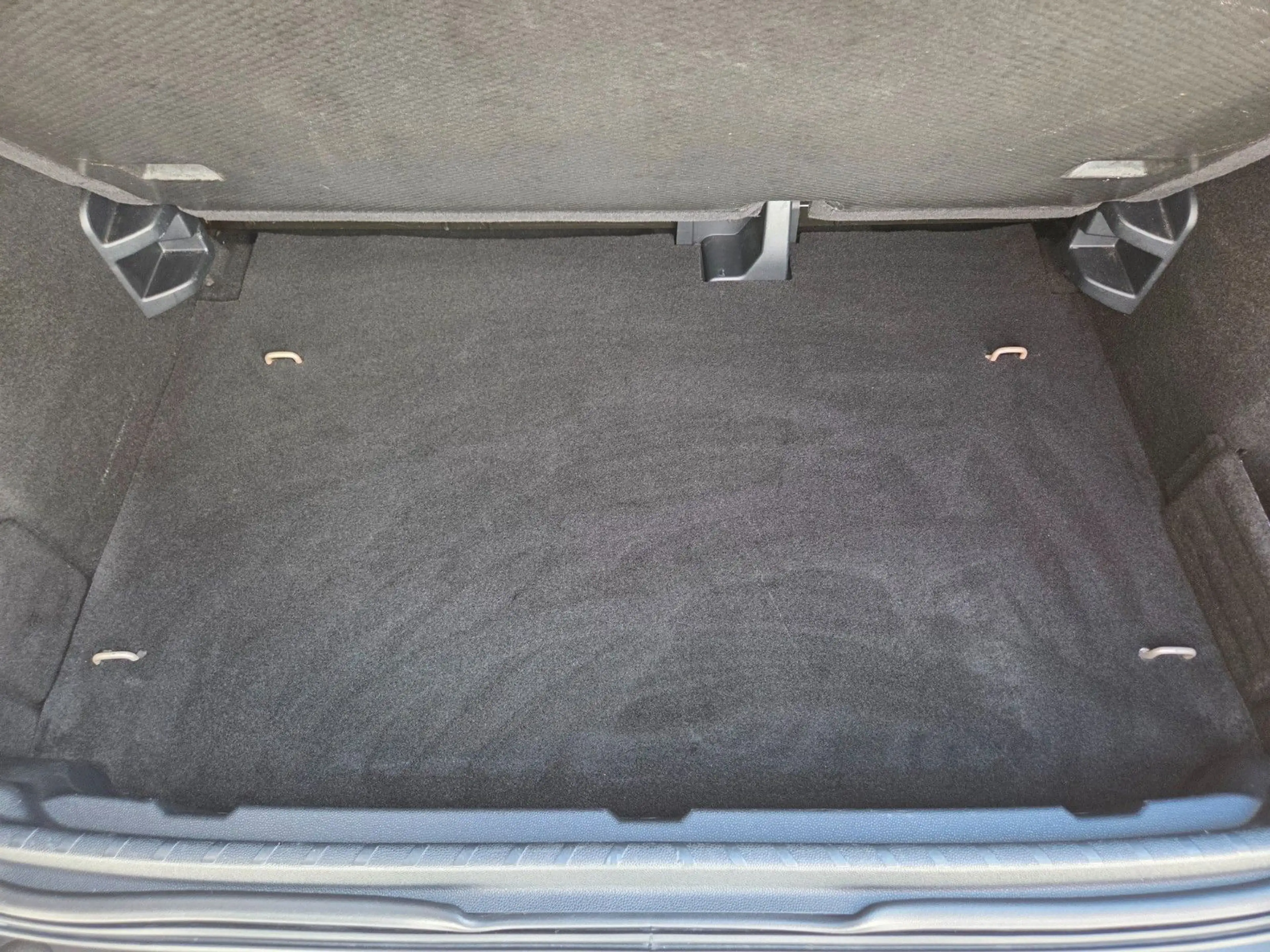 Ford EcoSport Cool & Connect — photo 11