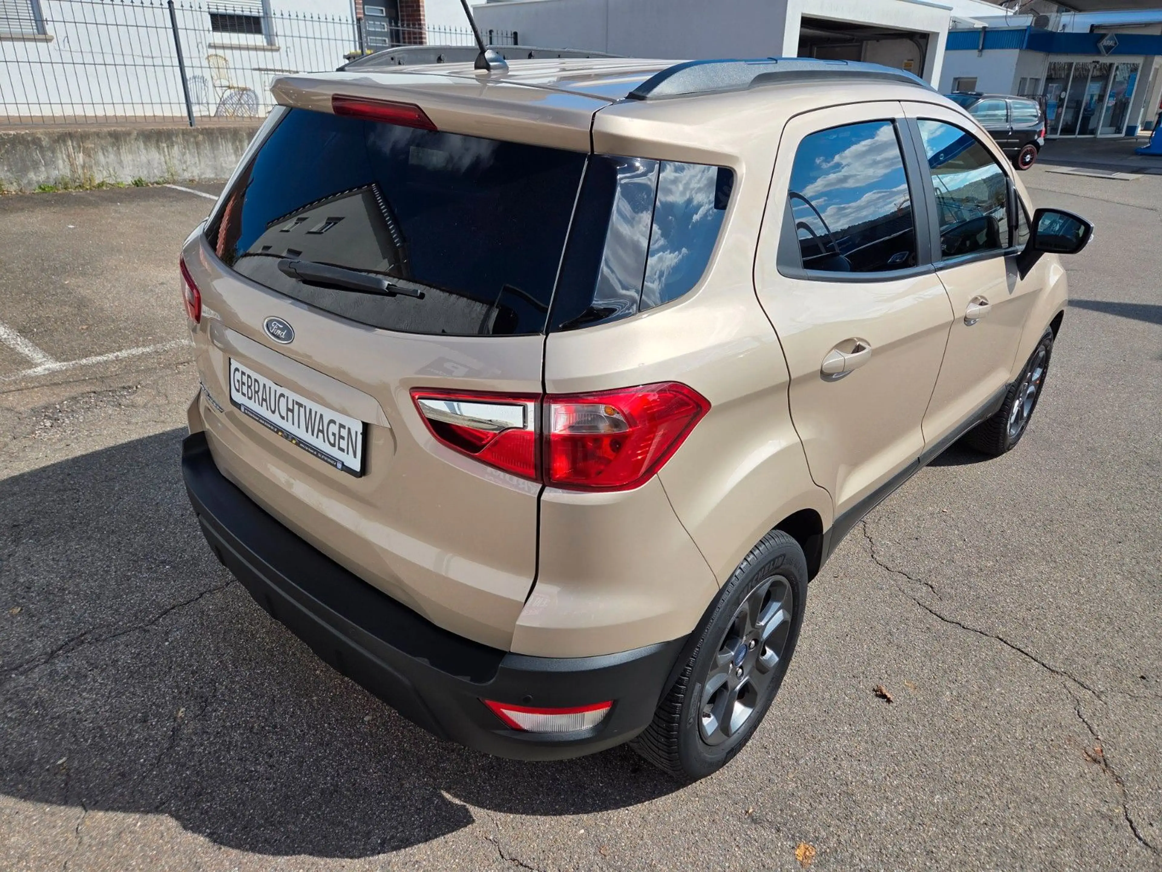 Ford EcoSport Cool & Connect — photo 4