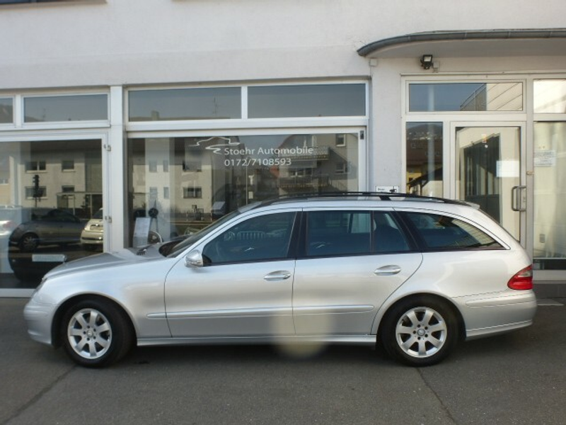 Mercedes-Benz E 200 T Kompr FL Autom Navi PDC AHK SHZ GSHD TOP — photo 2
