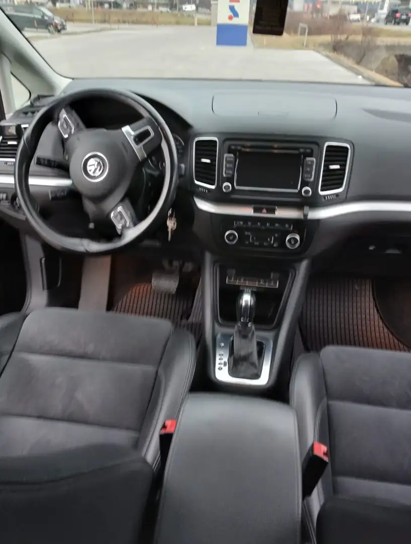Volkswagen Sharan Highline BMT DPF 2,0 DSG Чорний - 2