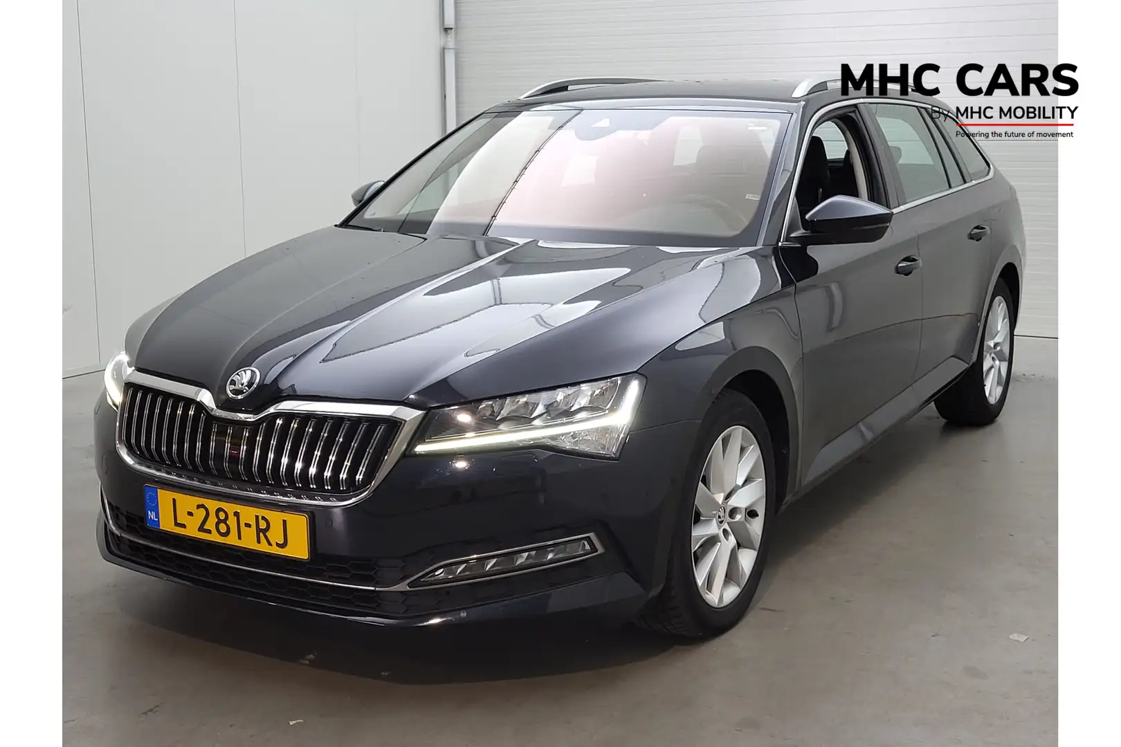 Skoda Superb Combi 1.5 TSI ACT Business Edition Plus | Verwacht Zwart - 1