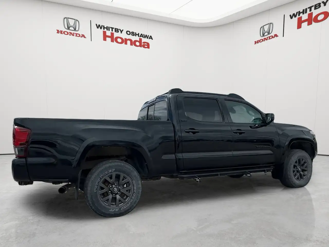 Toyota Tacoma снимка Toyota Tacoma