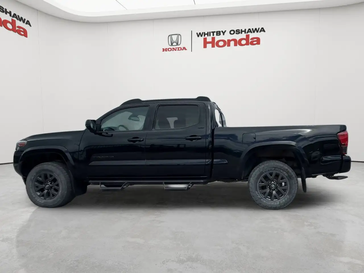 Toyota Tacoma снимка Toyota Tacoma