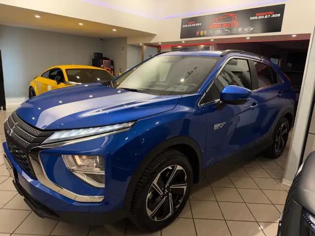 Mitsubishi Eclipse Cross view 4