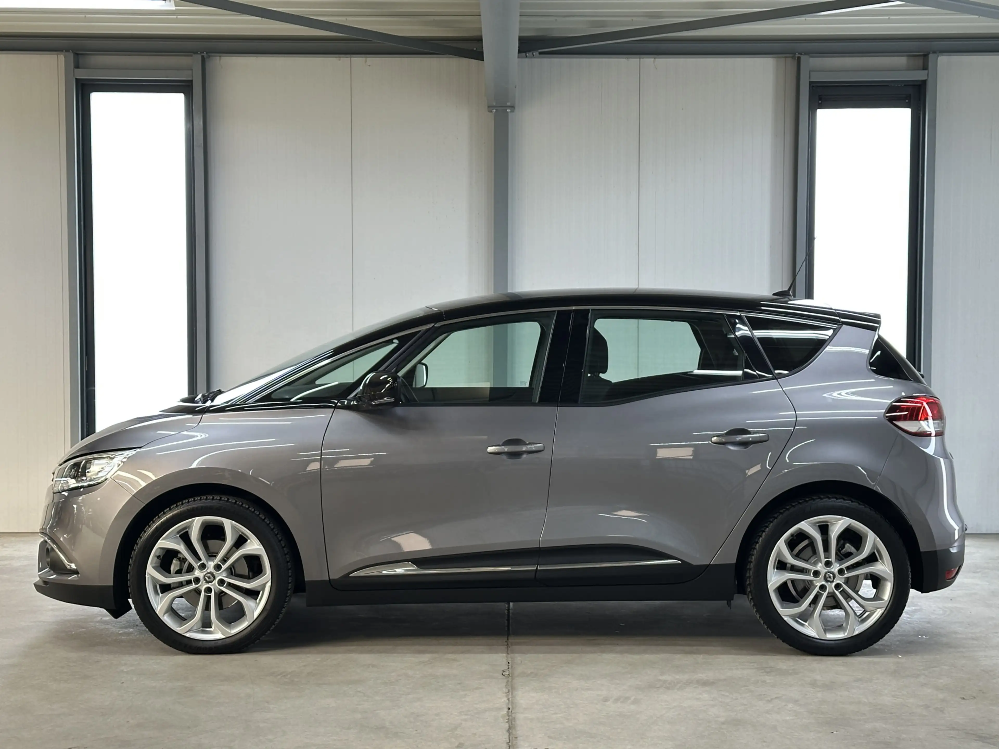 Renault Scenic 1.3 TCe EDC Limited | Navi | Trekhaak | — photo 4